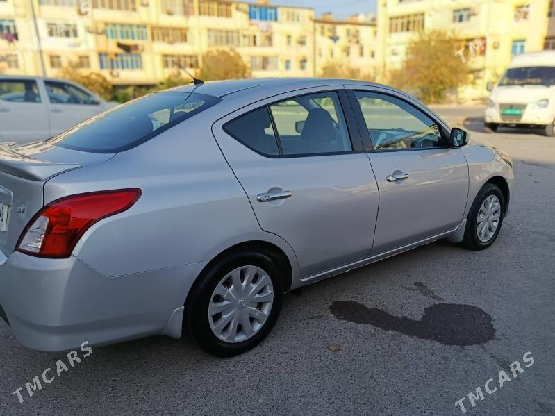 Nissan Versa 2017 - 152 000 TMT - Ашхабад - img 3