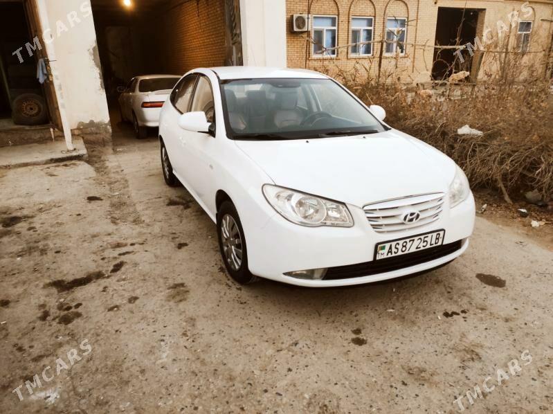 Hyundai Elantra 2010 - 120 000 TMT - Туркменабат - img 4