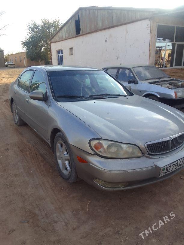 Infiniti I30 2000 - 70 000 TMT - Серахс - img 3