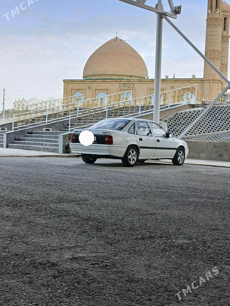 Opel Vectra 1992 - 28 000 TMT - Гёкдепе - img 2