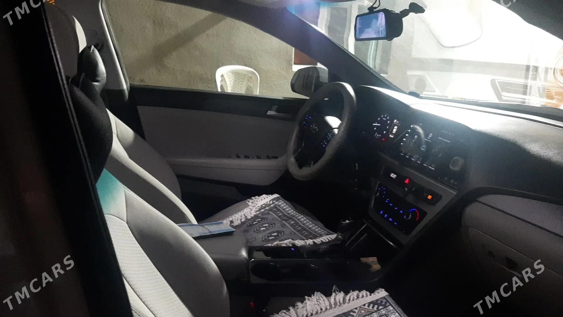 Hyundai Sonata 2017 - 165 000 TMT - Ёлётен - img 3