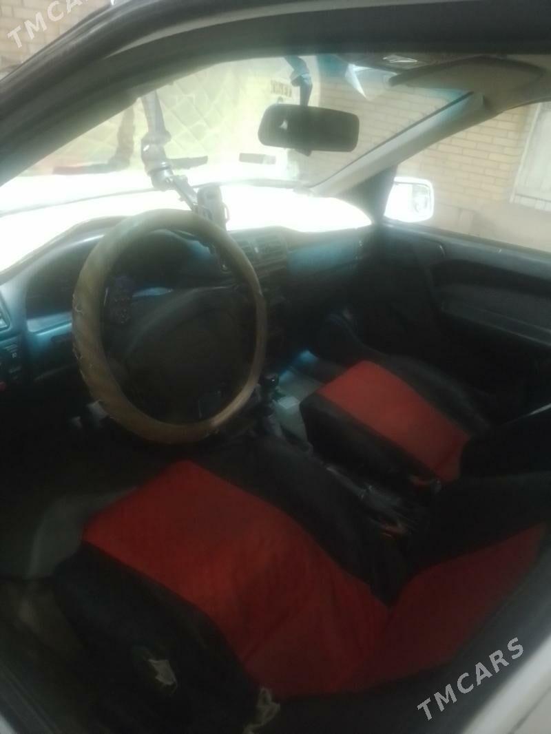 Opel Vectra 1994 - 33 000 TMT - Фарап - img 3