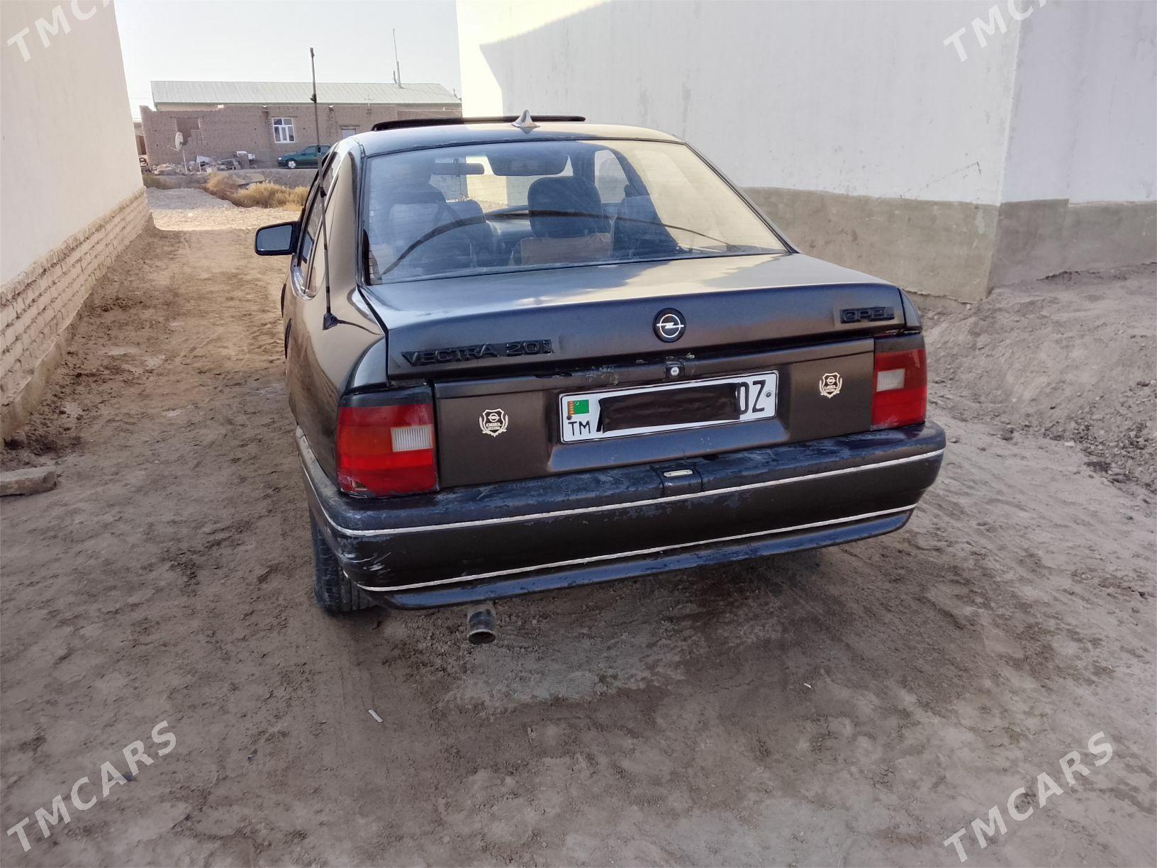 Opel Vectra 1990 - 30 000 TMT - Дашогуз - img 5
