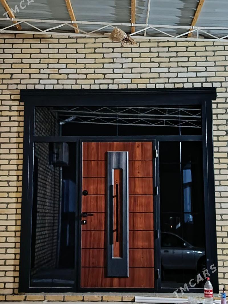 swarşik gerek demir gapy - Baýramaly - img 2