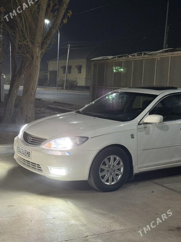 Toyota Camry 2005 - 250 000 TMT - Байрамали - img 2