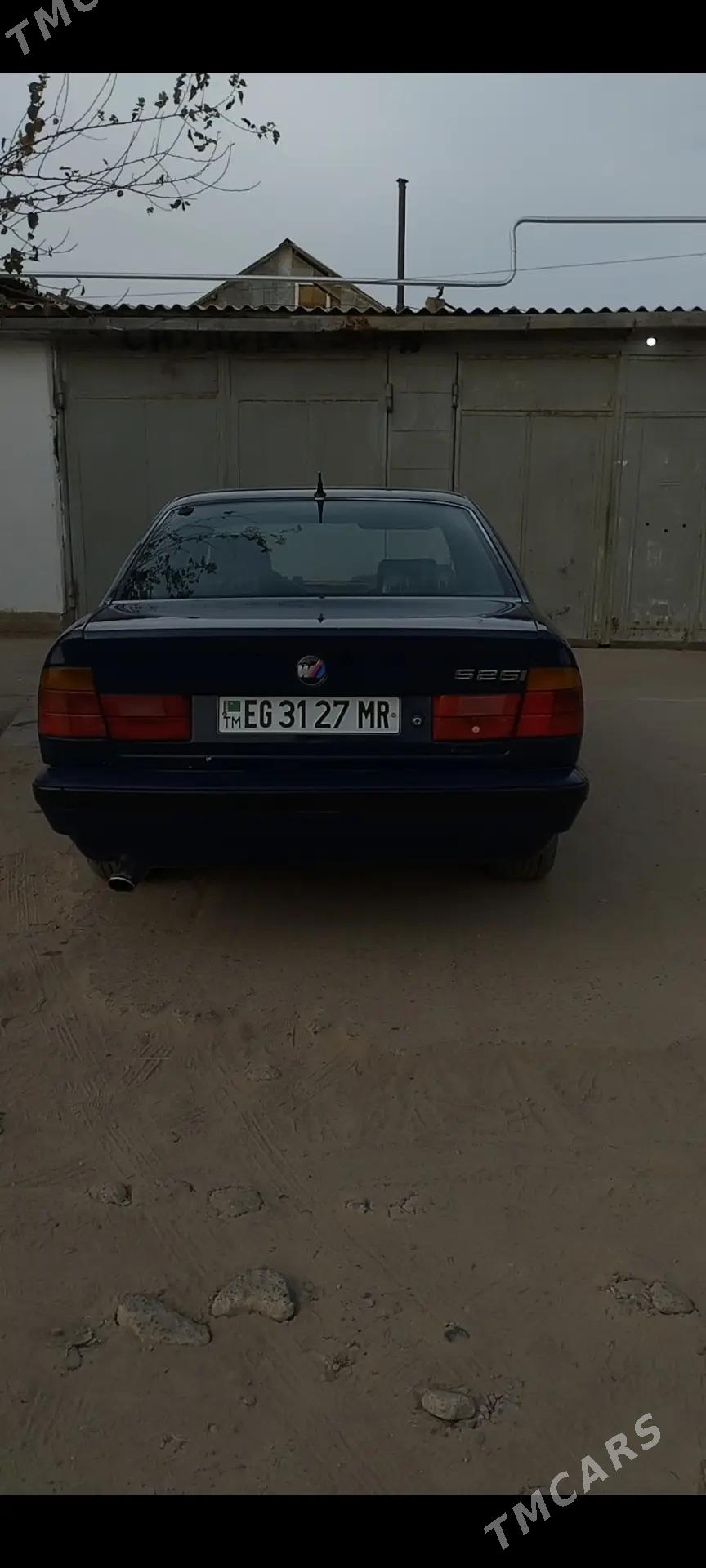 BMW 525 1990 - 46 000 TMT - Ýolöten - img 4