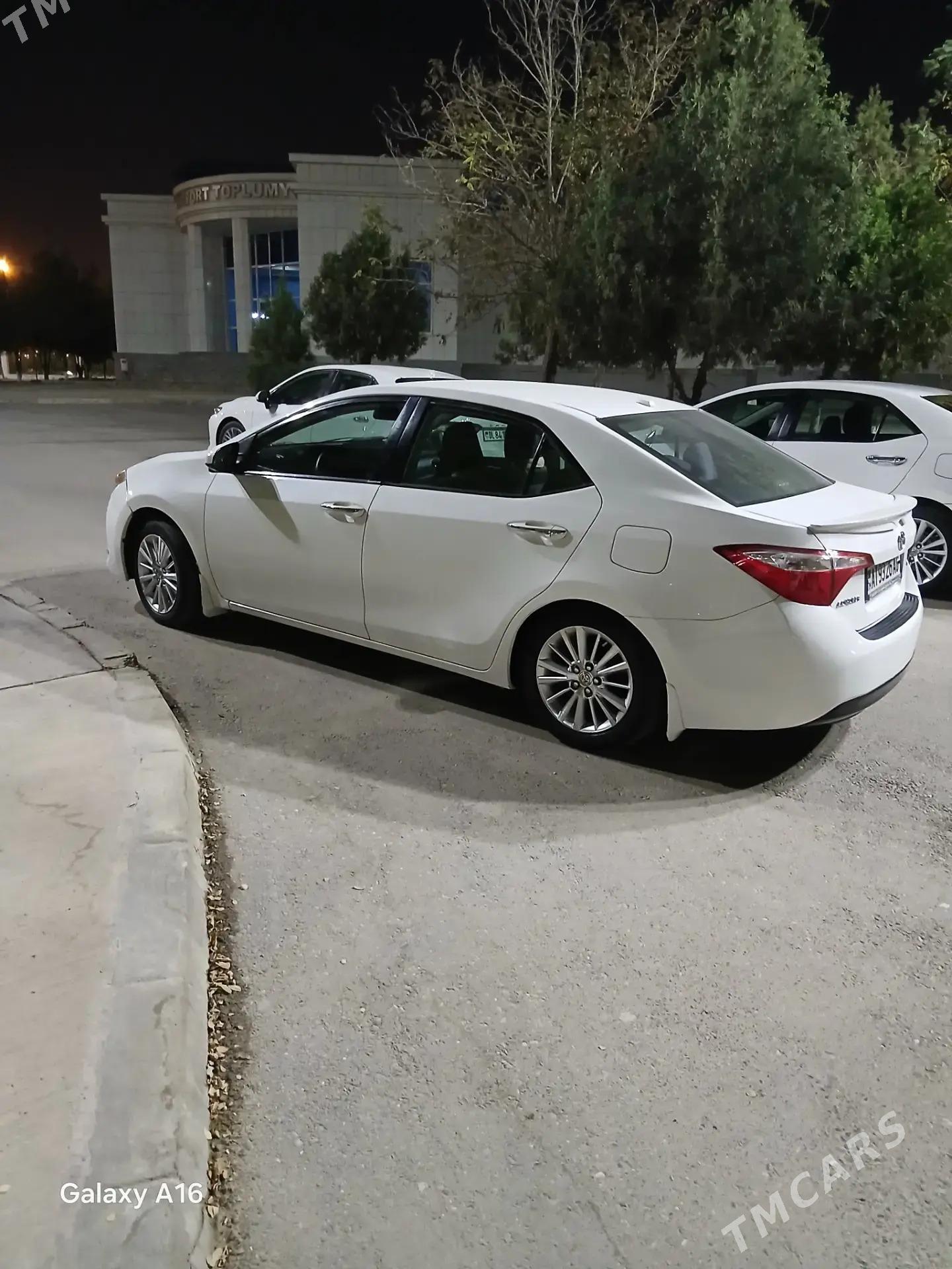 Toyota Corolla 2016 - 2 500 000 TMT - Büzmeýin GRES - img 4