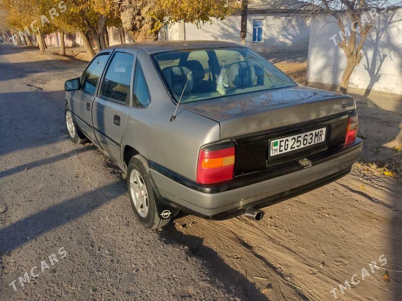 Opel Astra 1990 - 37 000 TMT - Ýolöten - img 2