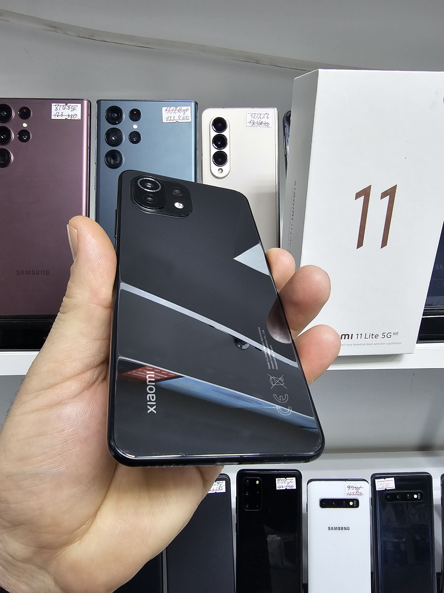 MI 11 LITE 5G  8/128 GB - Garaşsyzlygyň 15 ýyllygy Söwda Merkezi - img 2