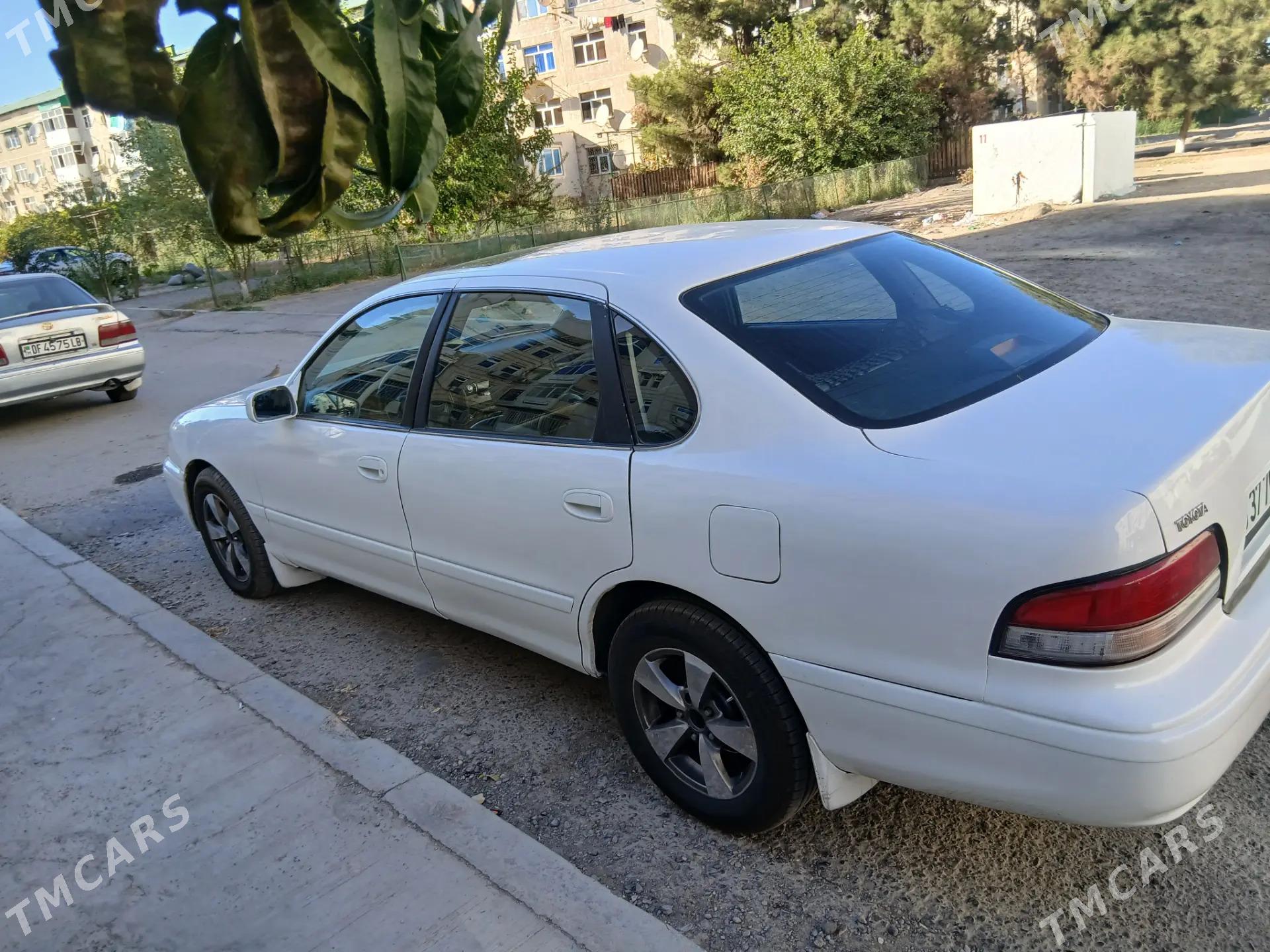 Toyota Avalon 1996 - 110 000 TMT - Çärjew - img 2