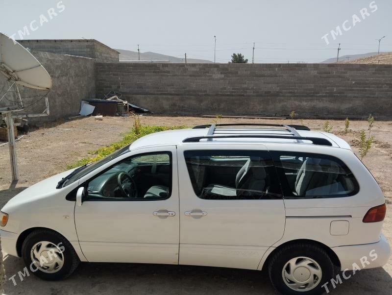 Toyota Sienna 2000 - 160 000 TMT - Gyzylarbat - img 4