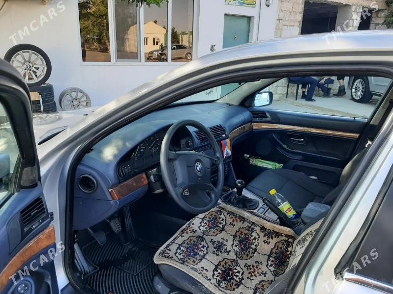 BMW E39 1996 - 60 000 TMT - Balkanabat - img 4