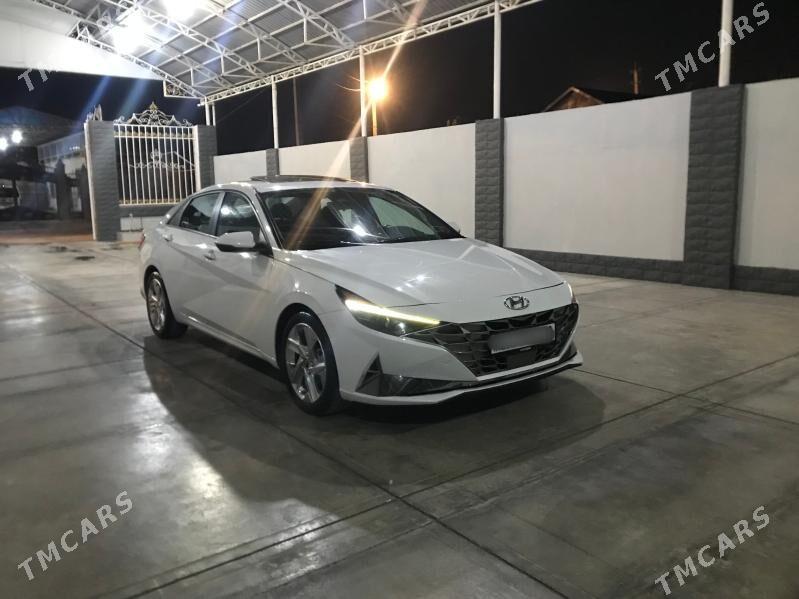 Hyundai Elantra 2022 - 265 000 TMT - Büzmeýin - img 2