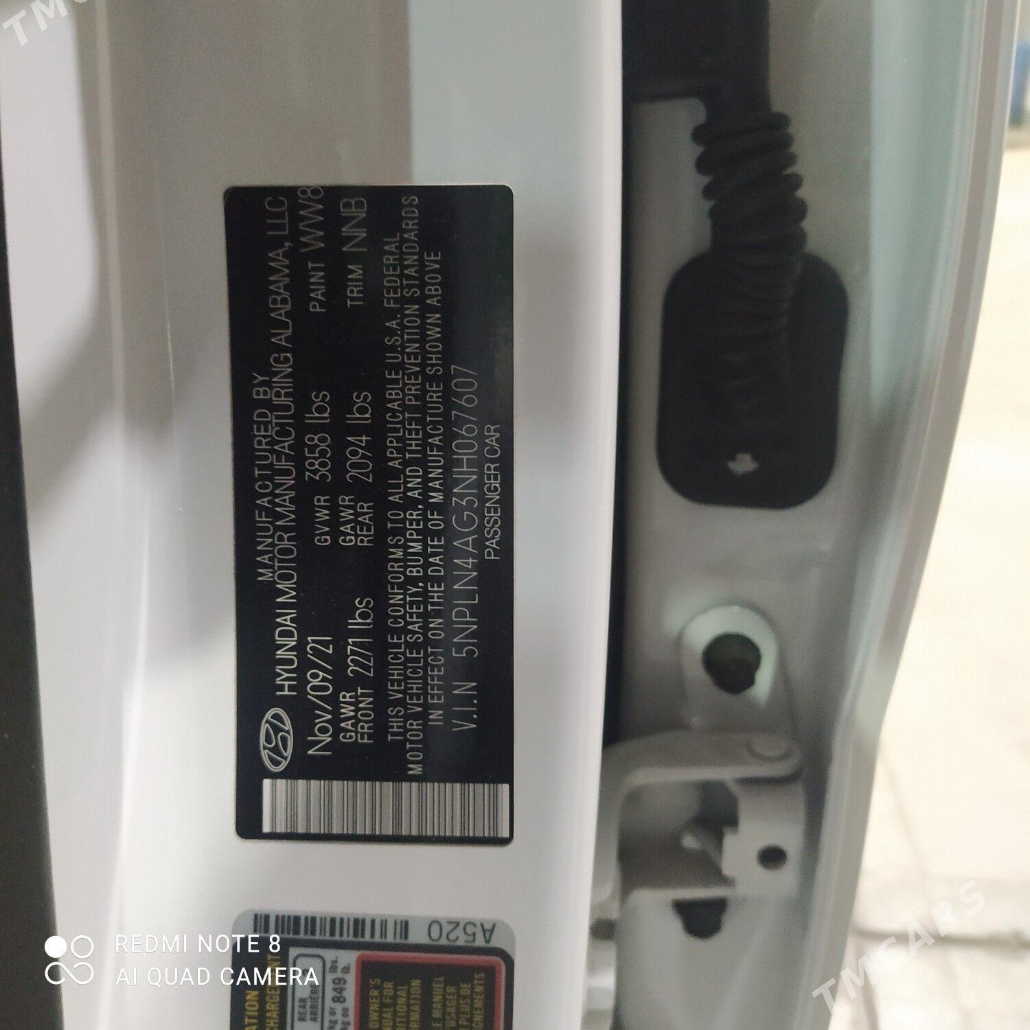 Hyundai Elantra 2022 - 265 000 TMT - Büzmeýin - img 6