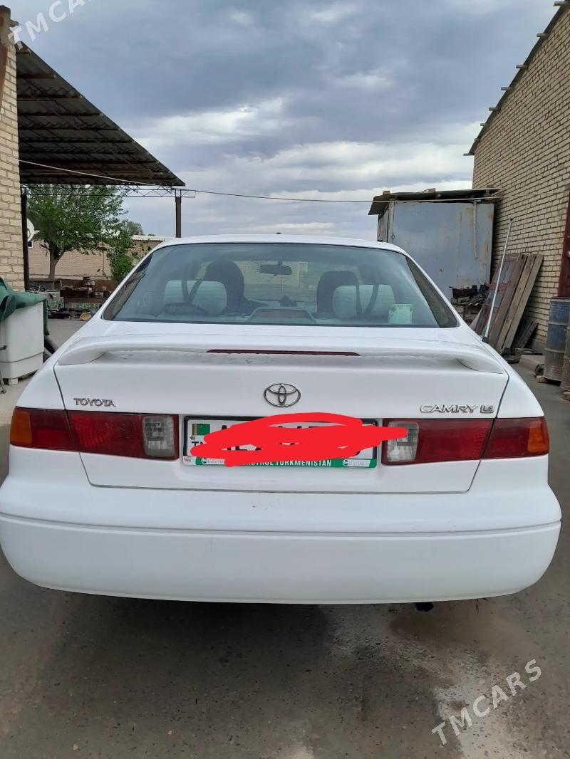 Toyota Camry 1999 - 130 000 TMT - Sakar - img 1
