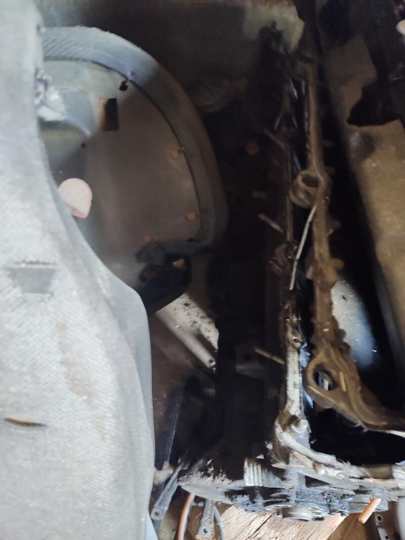 bmw 2lik mator 2 000 TMT - Гумдаг - img 8