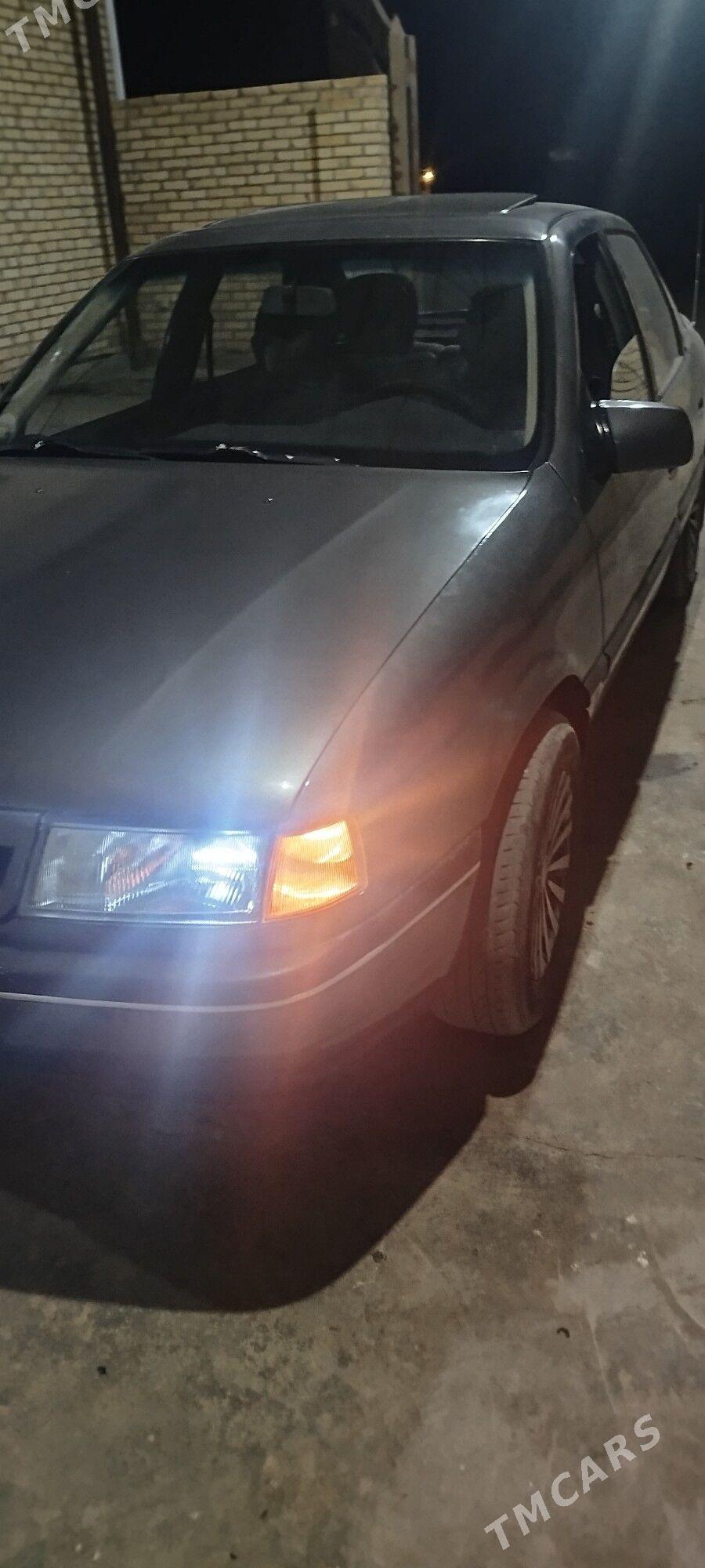 Opel Vectra 1991 - 38 000 TMT - Wekilbazar - img 2