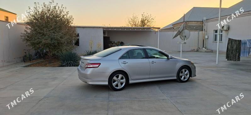 Toyota Camry 2011 - 245 000 TMT - Бахарден - img 3