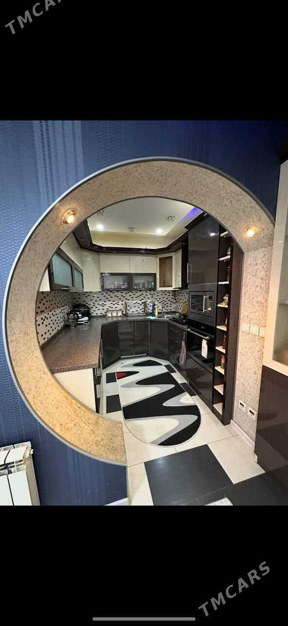 ЕВРО-ТРЁШКА - Гаудан "В" - img 4