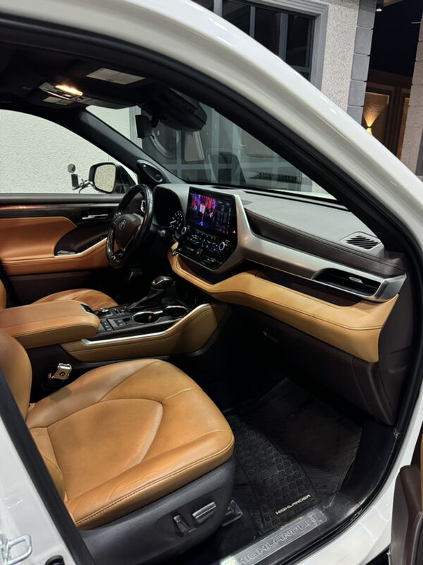 Toyota Highlander 2021 - 890 000 TMT - Ашхабад - img 5