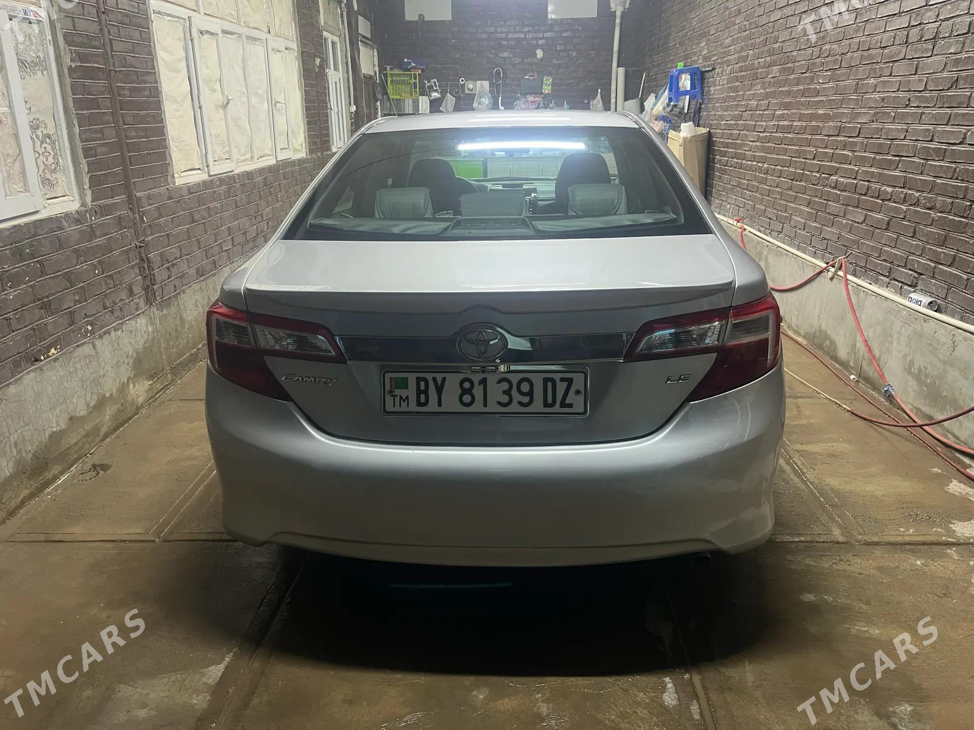 Toyota Camry 2012 - 250 000 TMT - Кёнеургенч - img 9