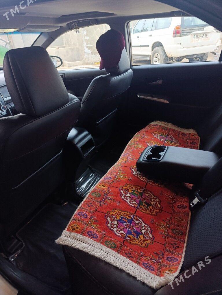 Toyota Camry 2013 - 250 000 TMT - Ак-Бугдайский этрап - img 8