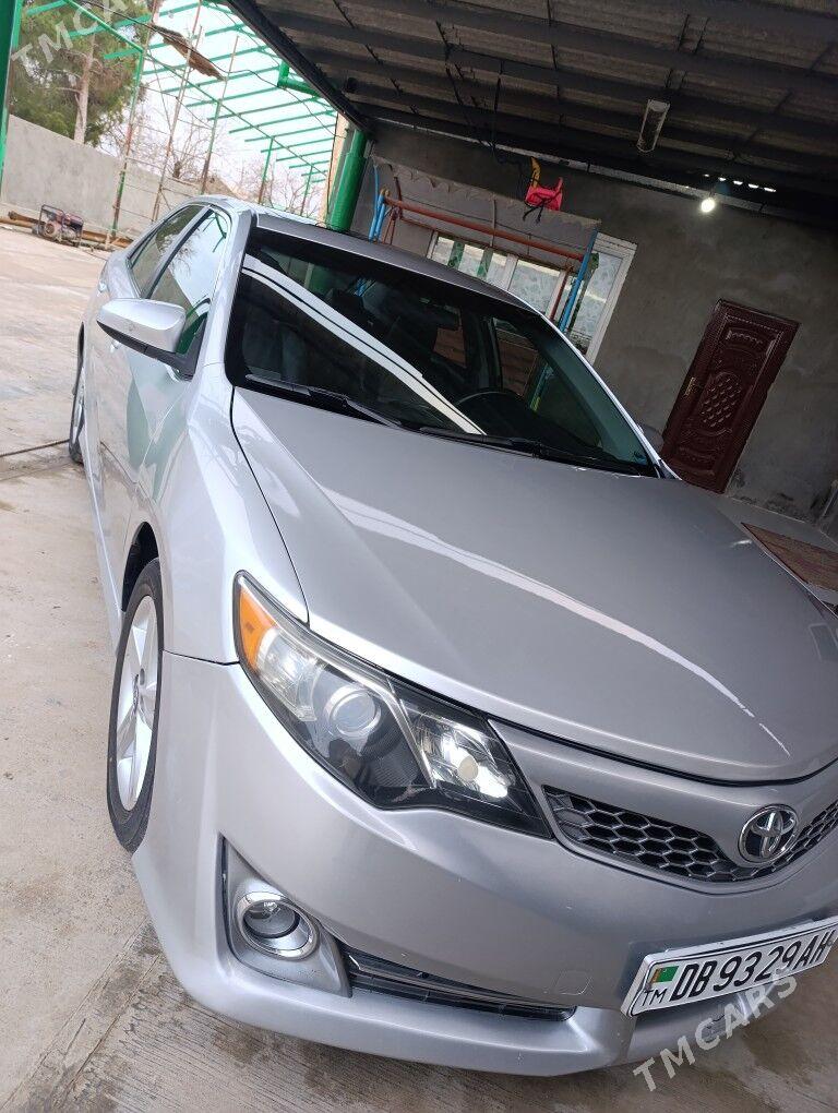 Toyota Camry 2013 - 250 000 TMT - Ак-Бугдайский этрап - img 3