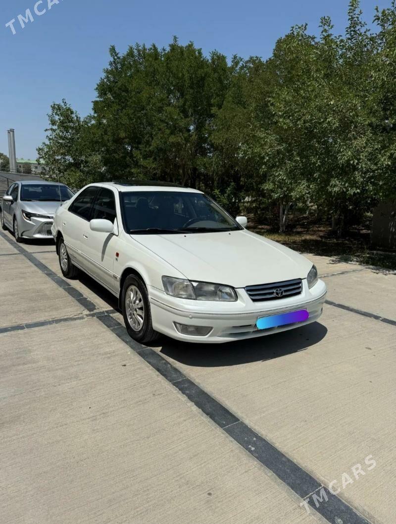 Toyota Camry 2000 - 200 000 TMT - Байрамали - img 2