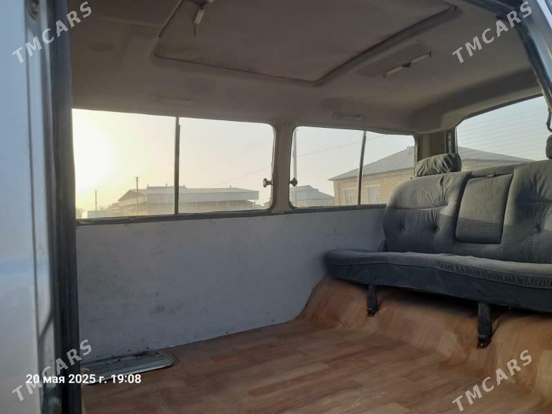 Toyota Hiace 1989 - 35 000 TMT - Сакарчага - img 4