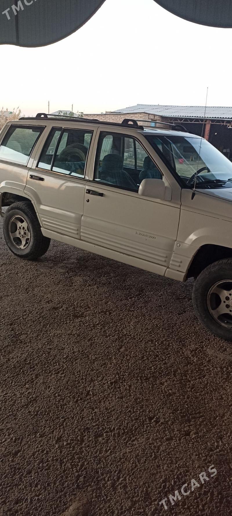 Jeep Grand Cherokee 1997 - 70 000 TMT - Бабадайхан - img 3