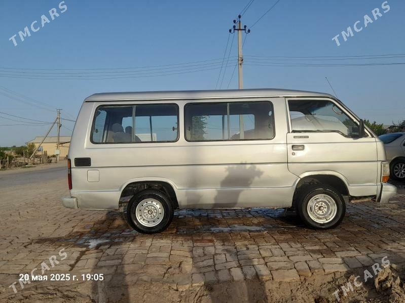 Toyota Hiace 1989 - 35 000 TMT - Сакарчага - img 2