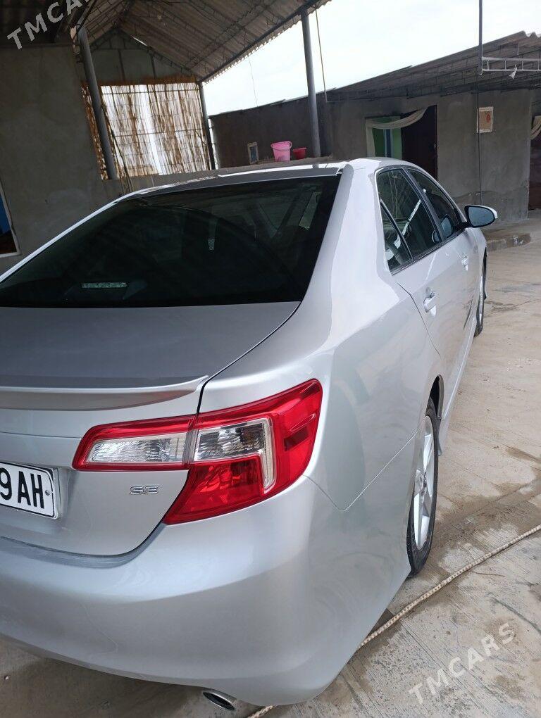 Toyota Camry 2013 - 250 000 TMT - Ак-Бугдайский этрап - img 6