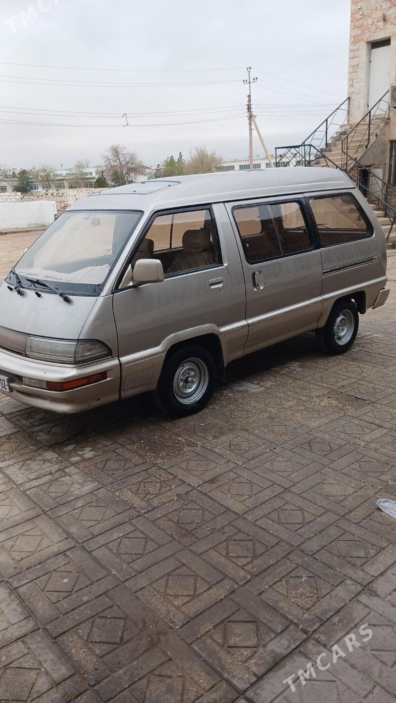 Toyota Town Ace 1990 - 20 000 TMT - Балканабат - img 2