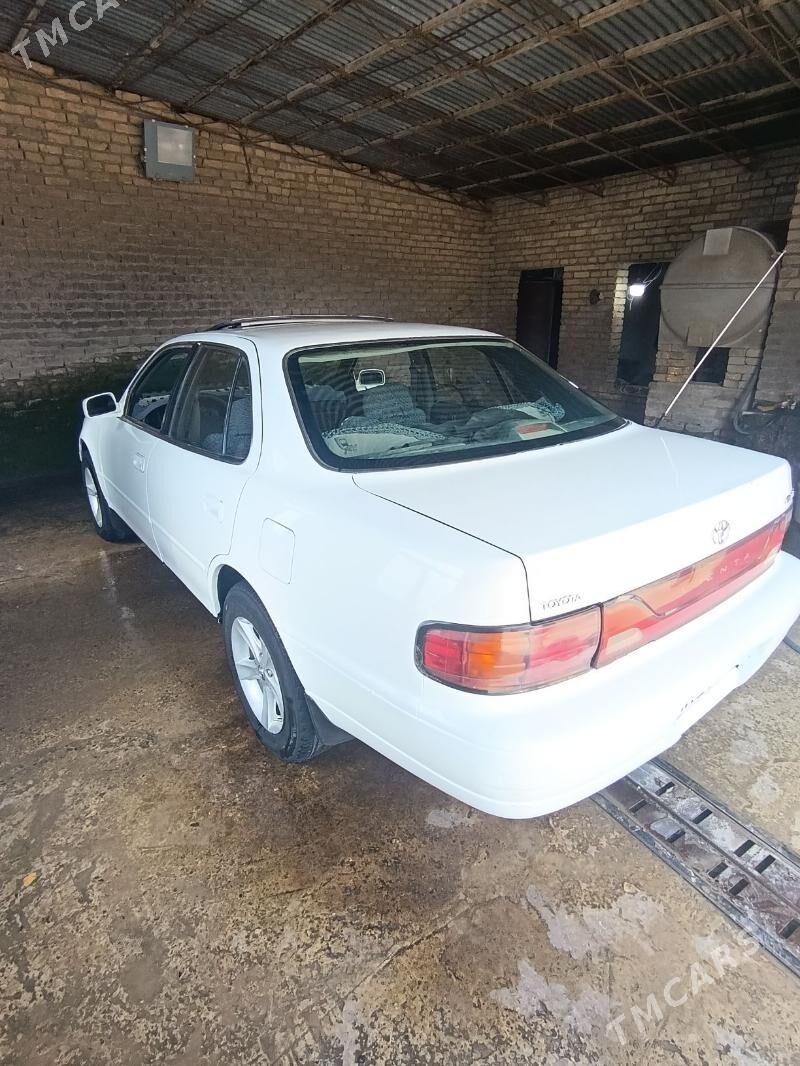 Toyota Camry 1992 - 84 000 TMT - Керки - img 1