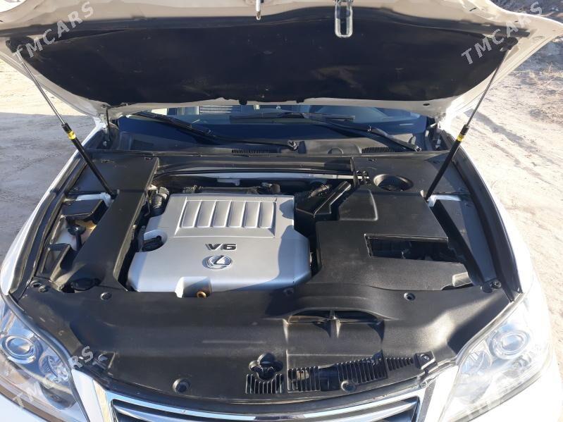 Lexus ES 2011 - 260 000 TMT - Фарап - img 9