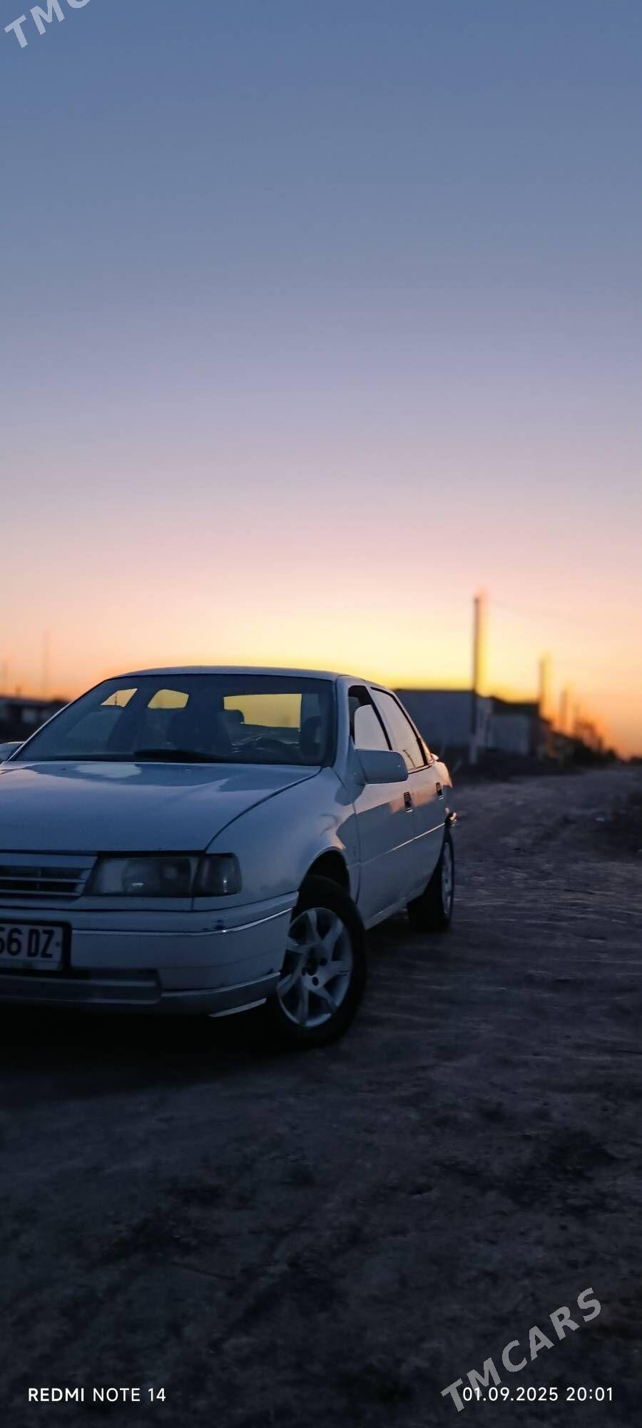 Opel Vectra 1992 - 25 000 TMT - Кёнеургенч - img 4