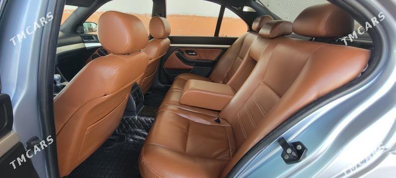 BMW E39 2002 - 120 000 TMT - Байрамали - img 5