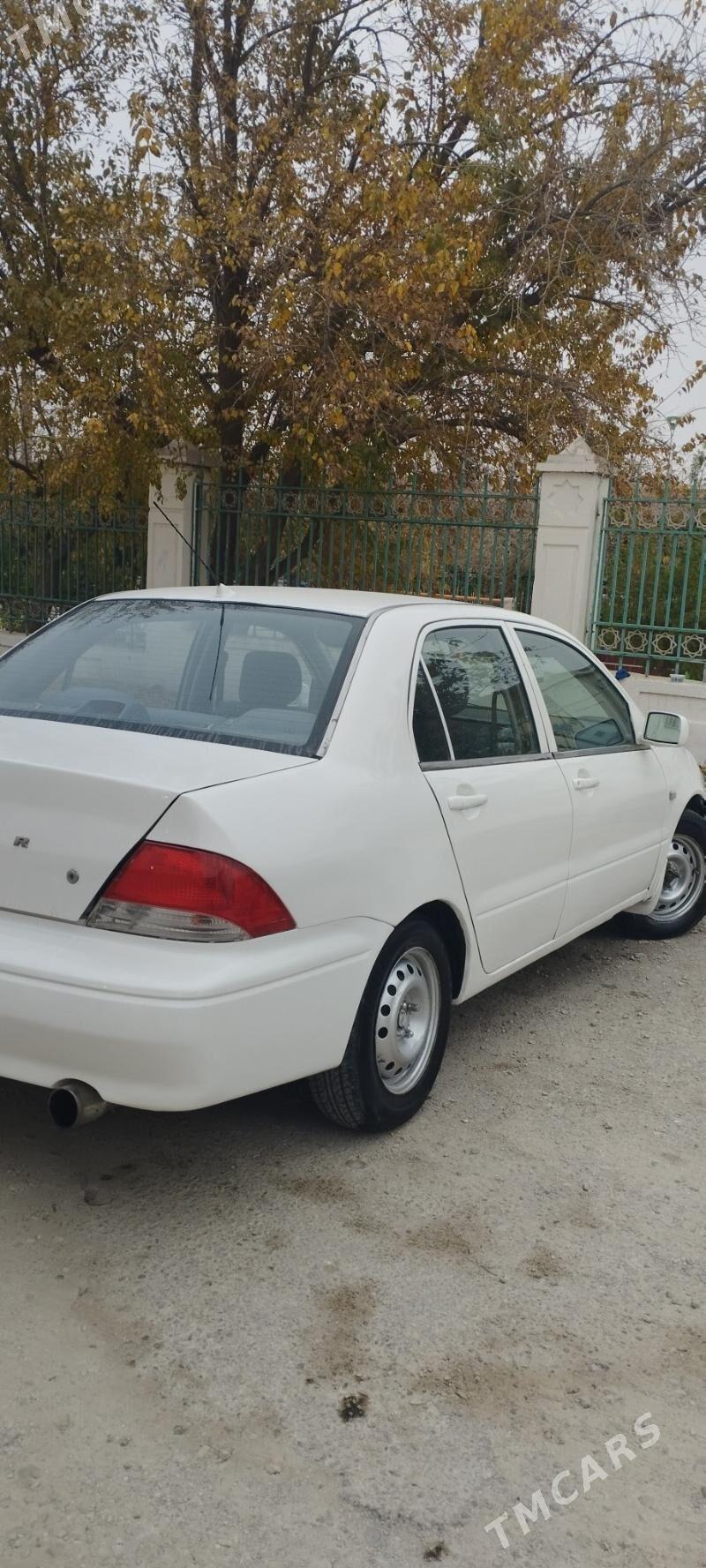 Mitsubishi Lancer 2002 - 62 000 TMT - Balkanabat - img 4