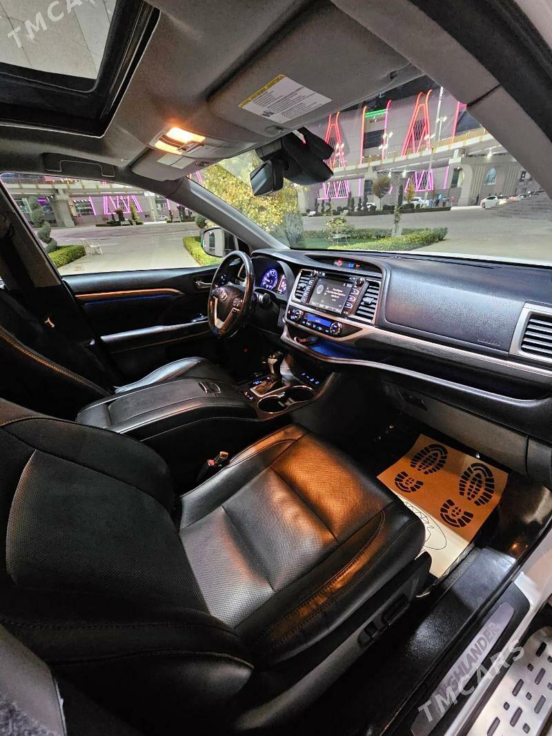 Toyota Highlander 2018 - 560 000 TMT - Ашхабад - img 6