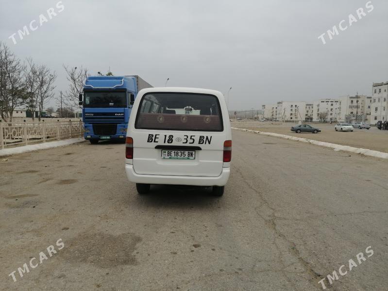 Toyota Hiace 1999 - 135 000 TMT - Хазар - img 4