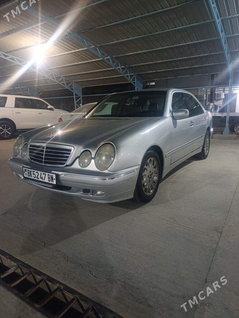 Mercedes-Benz E320 2000 - 115 000 TMT - Balkanabat - img 1