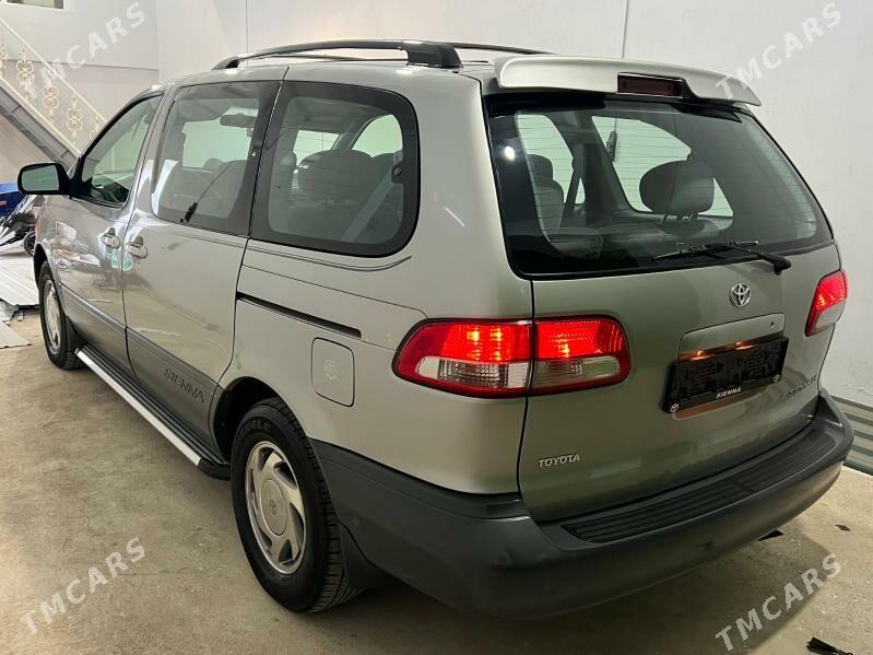 Toyota Sienna 2003 - 249 000 TMT - Туркменбаши - img 2
