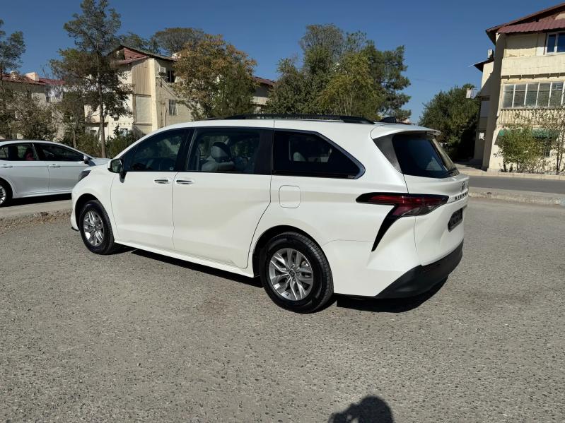 Toyota Sienna 2021 - 510 000 TMT - Ашхабад - img 4
