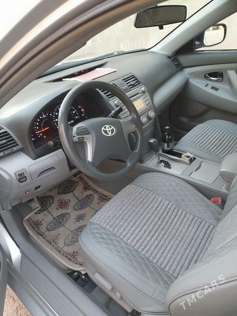 Toyota Camry 2009 - 240 000 TMT - Губадаг - img 2