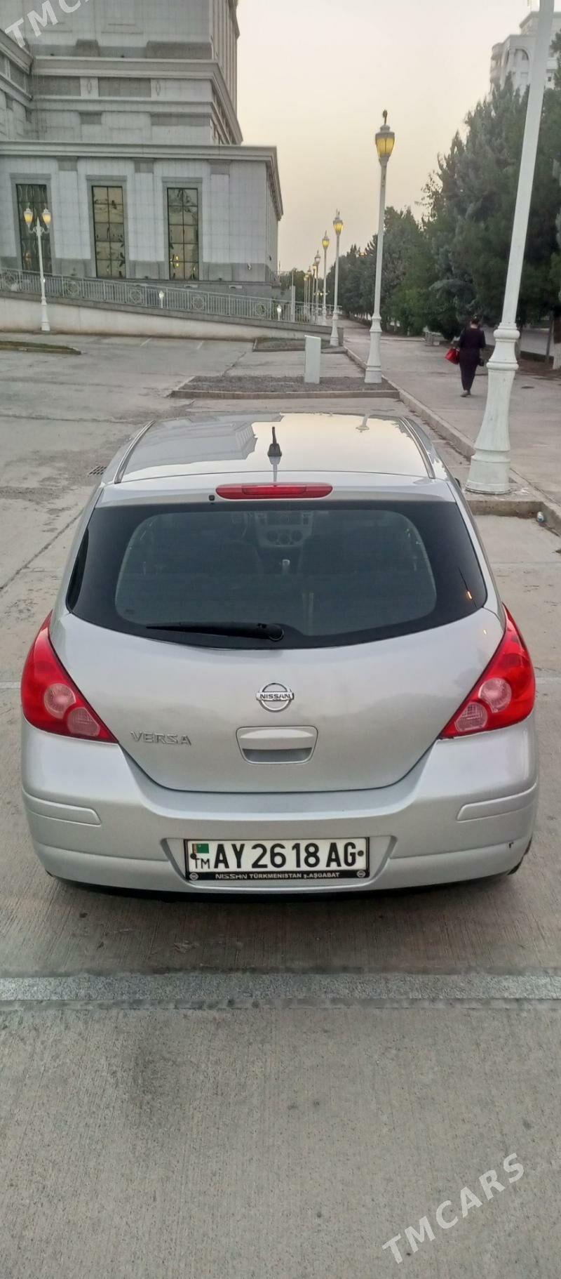 Nissan Versa 2010 - 128 000 TMT - 11 мкр - img 5