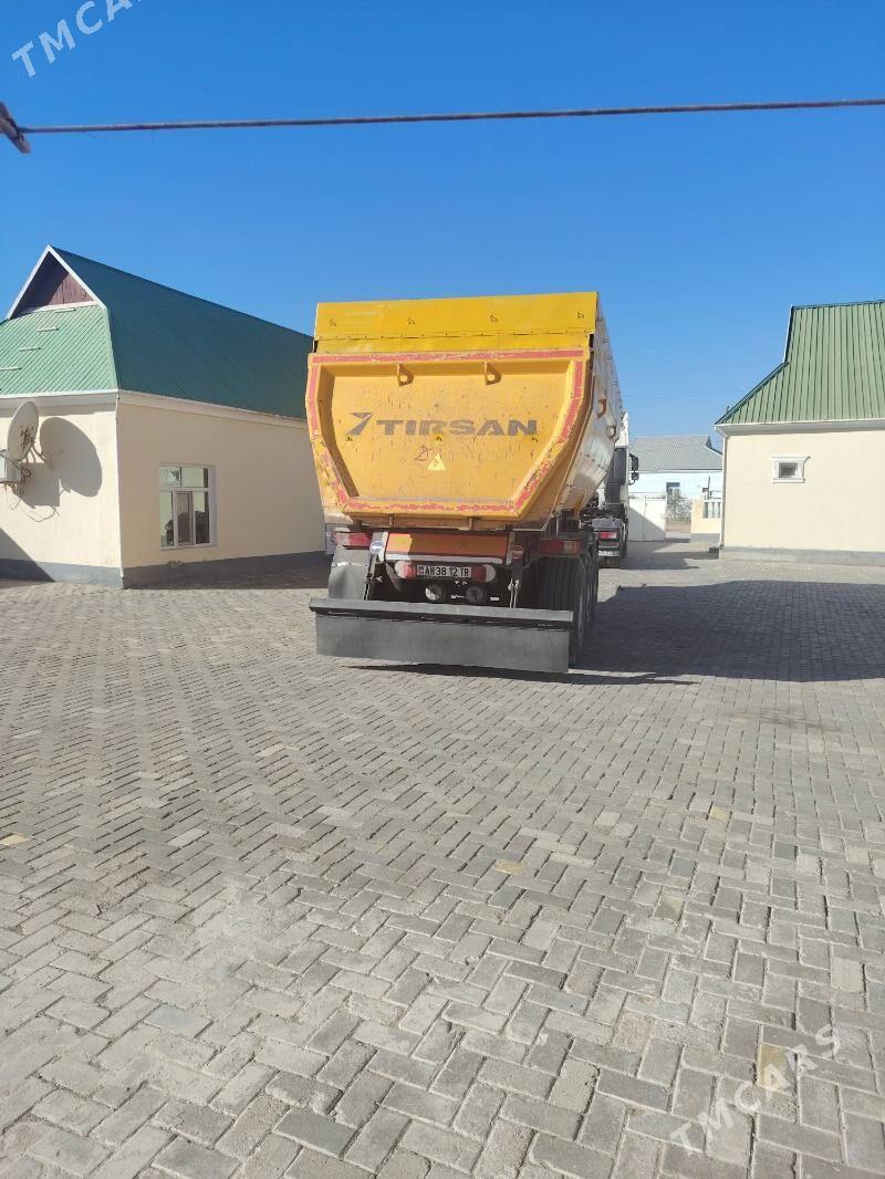 Kogel Mayan 2013 - 280 000 TMT - Türkmenbaşy - img 2