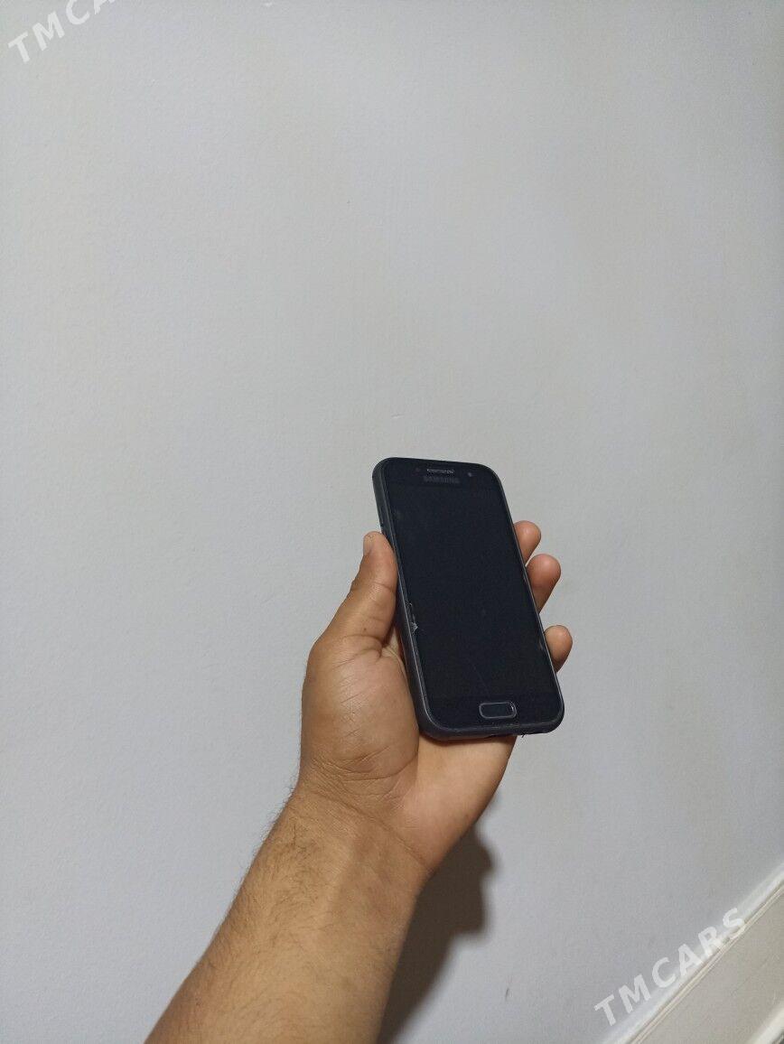 Samsung A3 17 - Mary - img 3