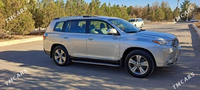 Toyota Highlander 2013 - 335 000 TMT - Ашхабад - img 3
