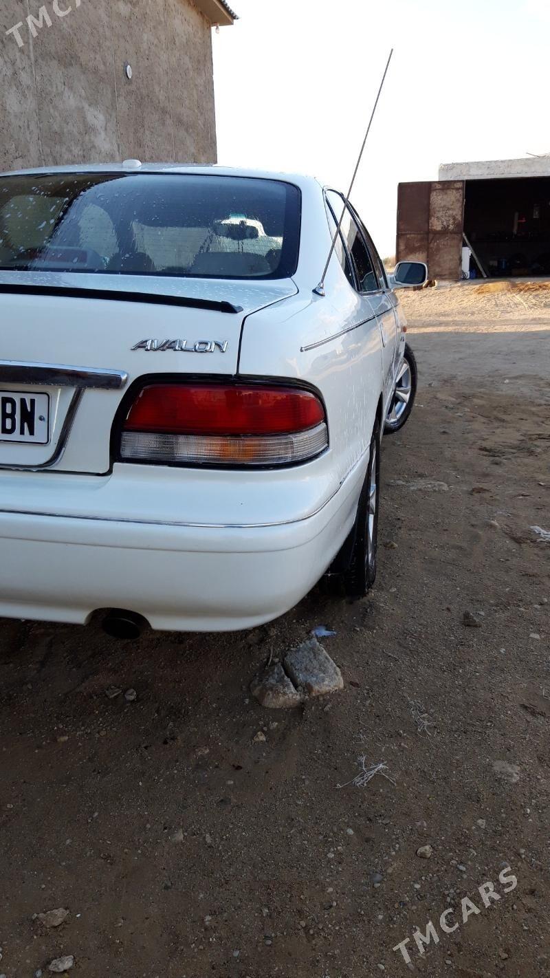 Toyota Avalon 1996 - 120 000 TMT - Jebel - img 4