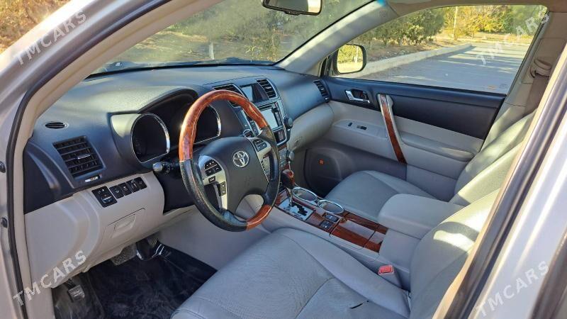 Toyota Highlander 2013 - 335 000 TMT - Ашхабад - img 7